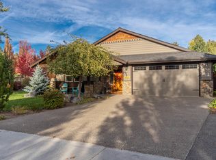 20960 Avery Ln, Bend, OR 97702