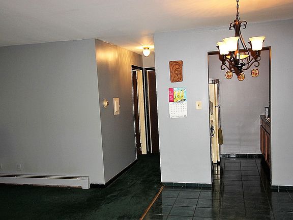 4th image of 1170 Valley Ln #4-204