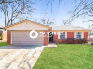 5715 Woodsetter Ct, Arlington, TX 76017