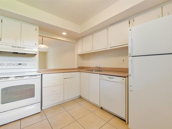 2nd image of 4600 SW 67th Ave APT 125