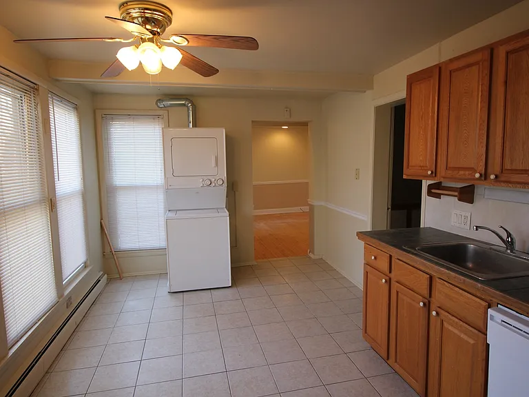 121 N Normal St — Photo 8