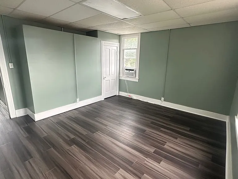 1141 Chestnut St — Photo 21