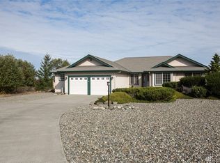 290 Brittany Ln, Sequim, WA
