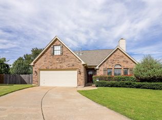 812 N Laurel Ave, Broken Arrow, OK 74012