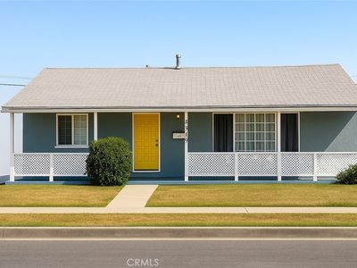 1519 W 111th St, Los Angeles, CA, 90047