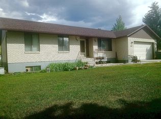 216 Hayden Ave, Evanston, WY 82930