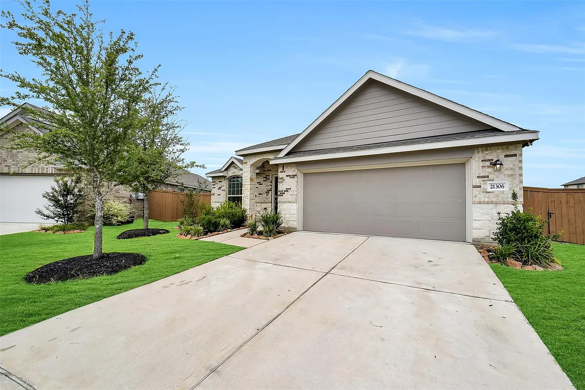 Building Photo - 21306 Blue Tuna Dr