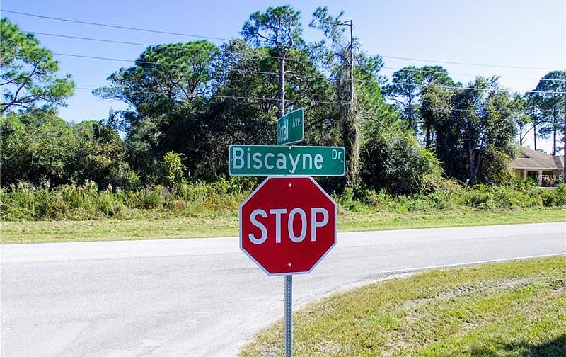1st image of 49 Biscayne Dr