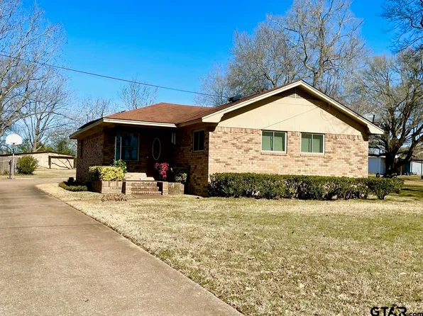 2504 E Houston Ave, Crockett, TX 75835