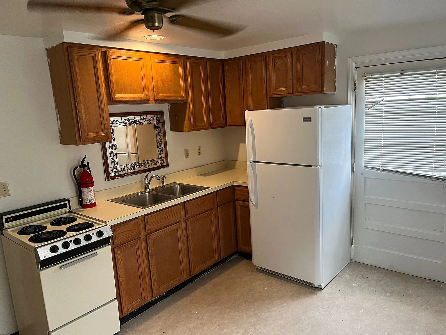 18147 Point Lookout Road — Photo 3