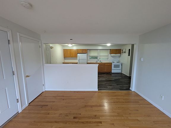 4th image of 998-1008 Campbell Ave #1002-14