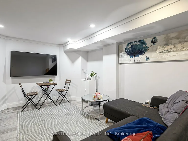 307 Alex Doner Dr #2 — Photo 9