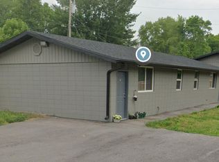 1651 W Crossland St, Ozark, MO 65721