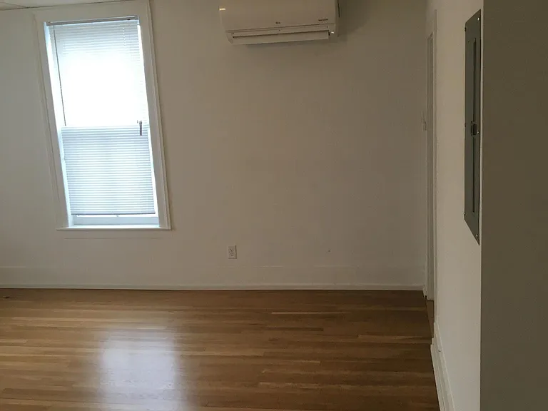 515 N Cayuga St — Photo 8