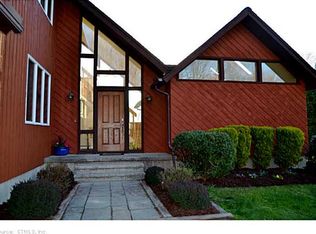 214 Old Woodbury Rd, Southbury, CT 06488