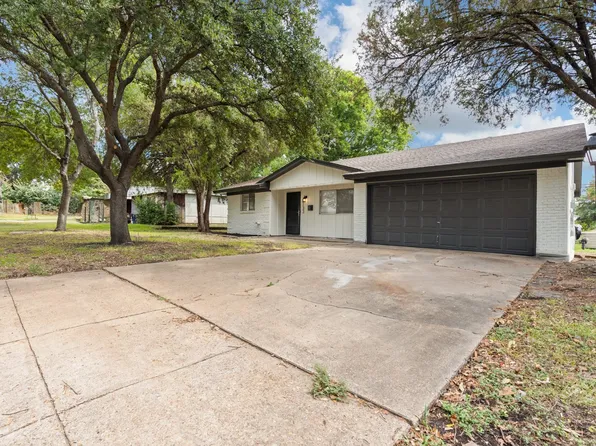 8733 Guadalupe Rd, Fort Worth, TX 76116