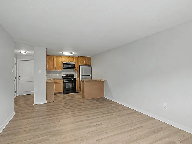 1520 S Albion — Photo 44