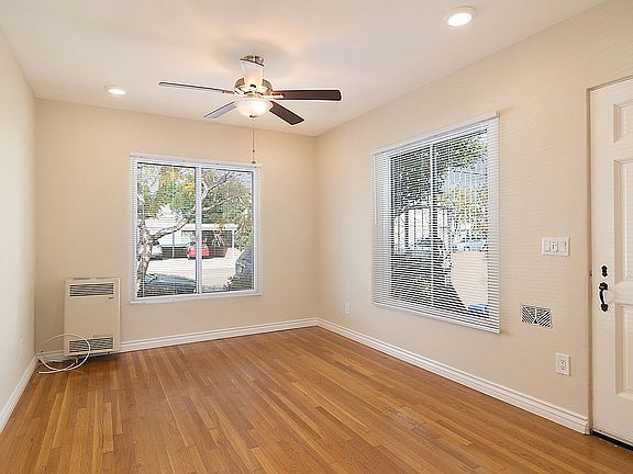 4th image of 2123 30th St