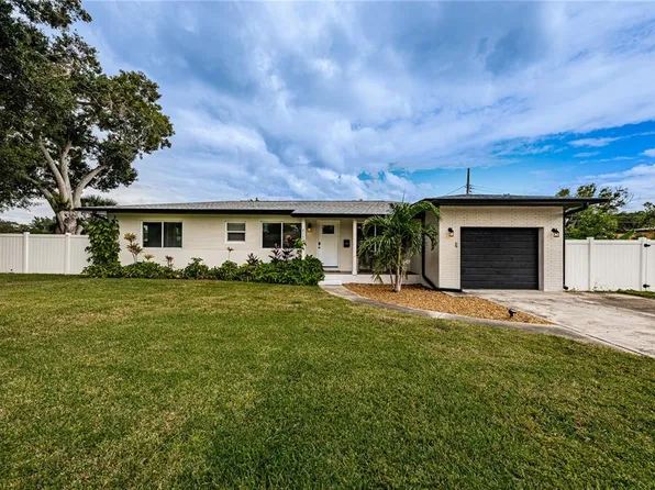 4100 Alberca Way S, Saint Petersburg, FL 33712