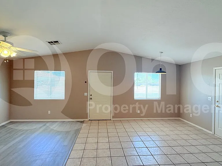 8210 W Concordia Dr #2 — Photo 4