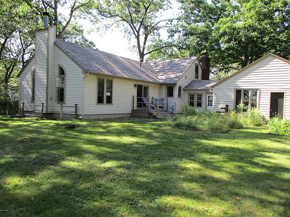 2nd image of 253 W Norton Ave