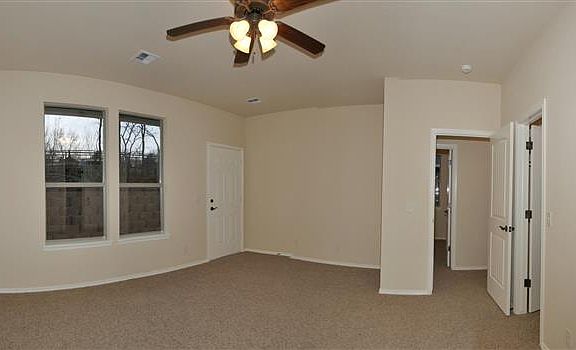 3rd image of 13717 Oxford Dr