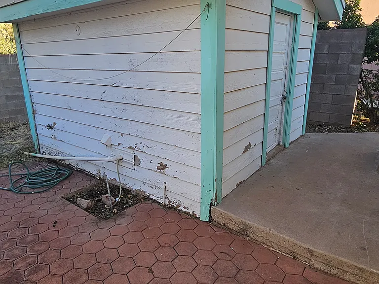 Laundry Room - Shed