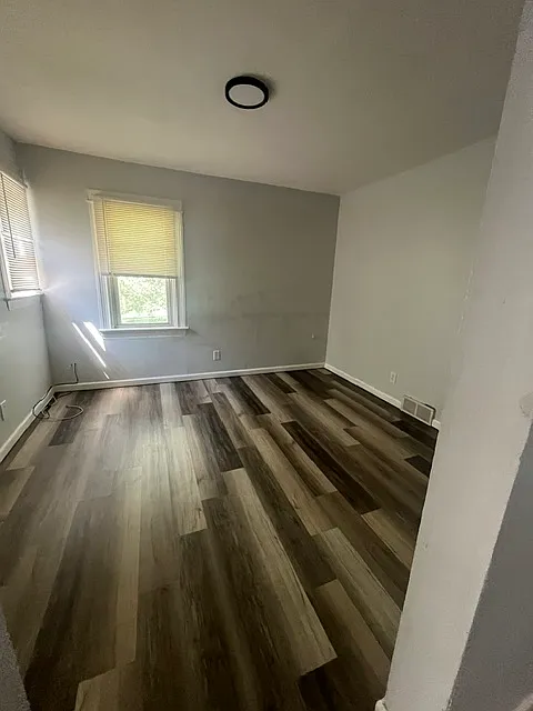 2107 Lake Avenue - Up — Photo 3