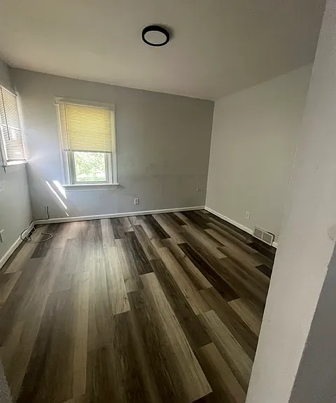 2107 Lake Ave — Photo 3