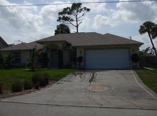 716 SE Hibiscus Ave, Stuart, FL 34996