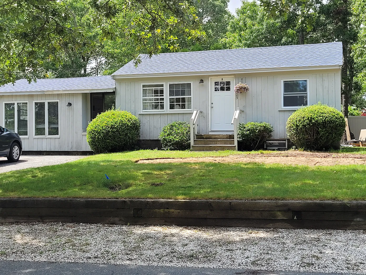 2 bed, 1145 sqft, $2,000 — Photo 1