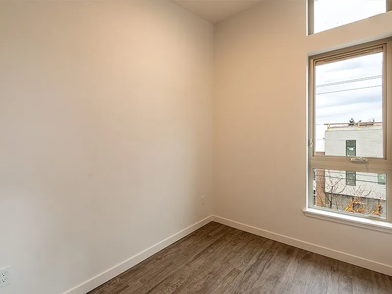 Sienna Apartments — Photo 4