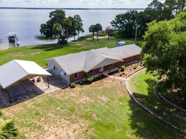 38314 Echols Rd, Grand Island, FL 34788