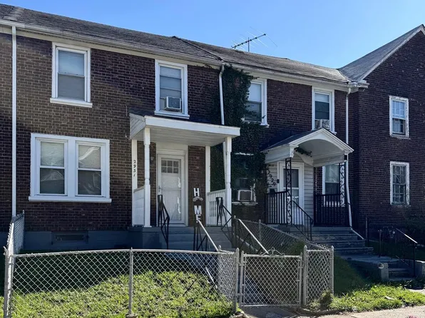 2931 N Constitution Rd, Camden, NJ 08104