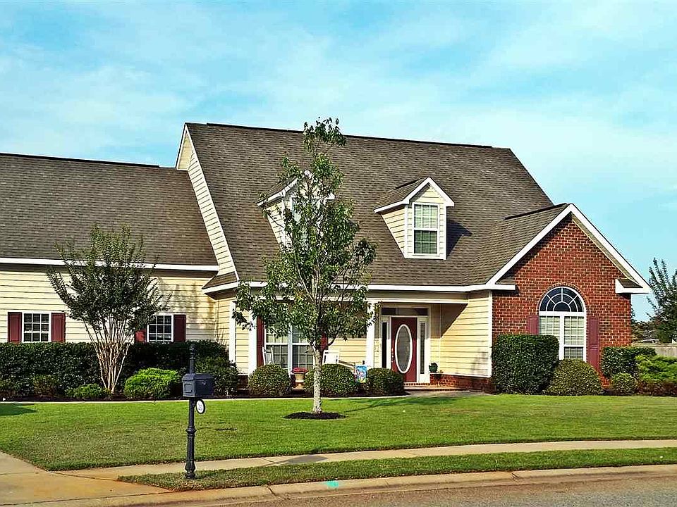 1st image of 213 Lovorn Cir