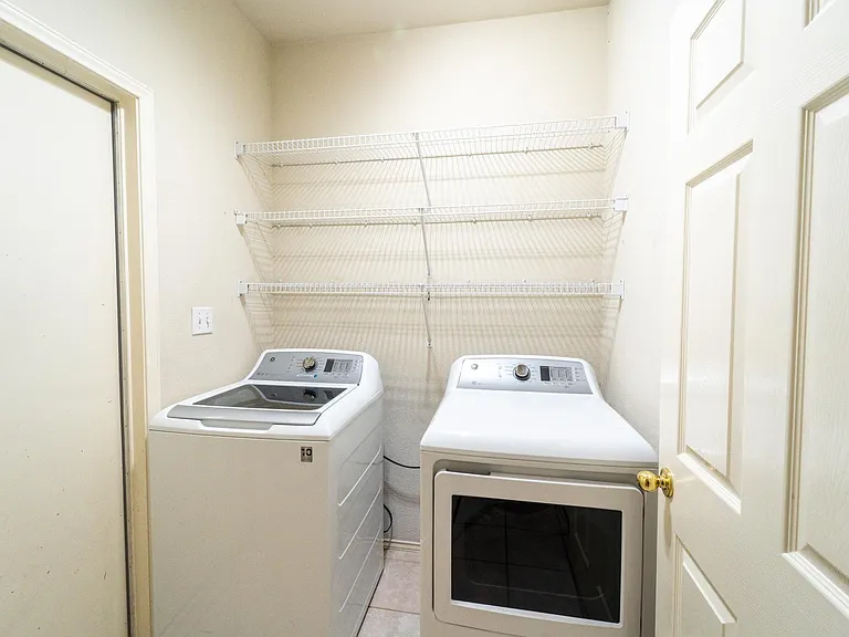 1108 Antelope Rdg — Photo 21