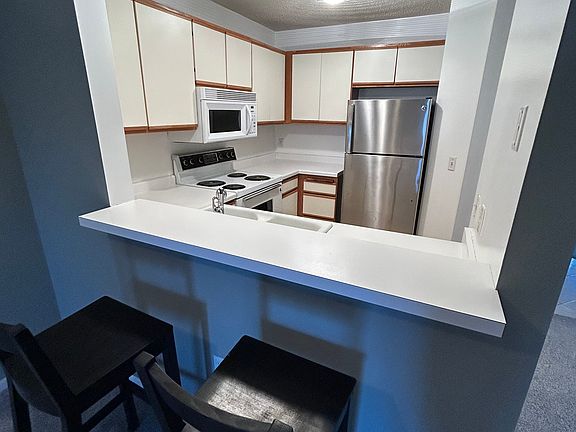 5th image of 7602 York Ave S APT 7212