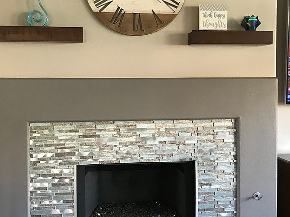 5th image of 78351 Hollister Dr