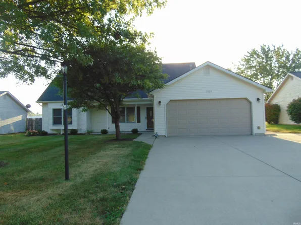 1015 Abbey Ln, Bluffton, IN 46714