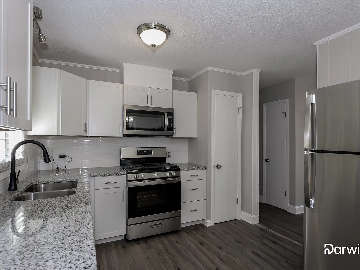 3 bed, 2.0 bath, 1457 sqft, $1,825 — Photo 3