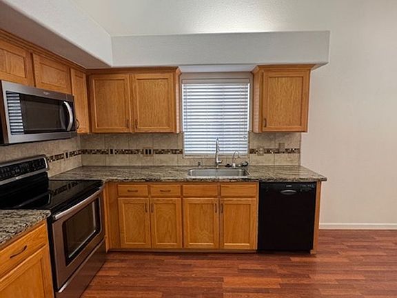 3rd image of 2660 E Plymouth Way