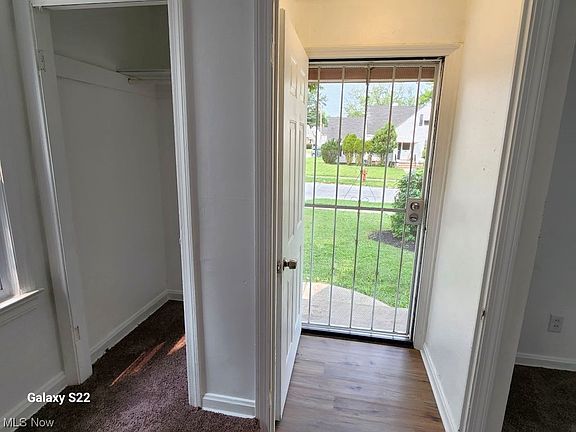 4th image of 5361 Beechwood Ave
