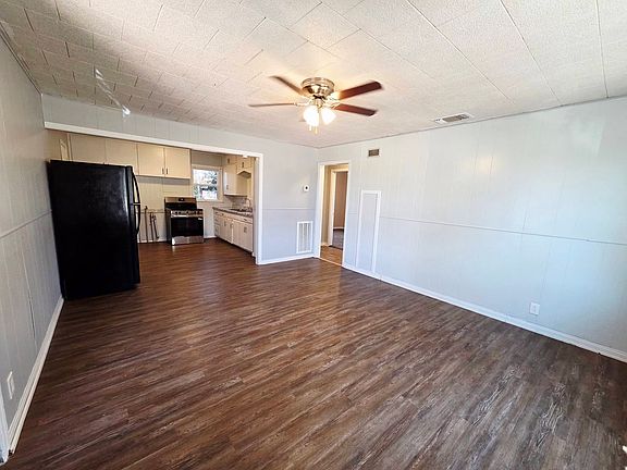 5th image of 609 34th St