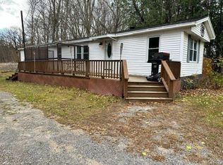 996 Chestnut Ridge Rd, Kirkville, NY 13082