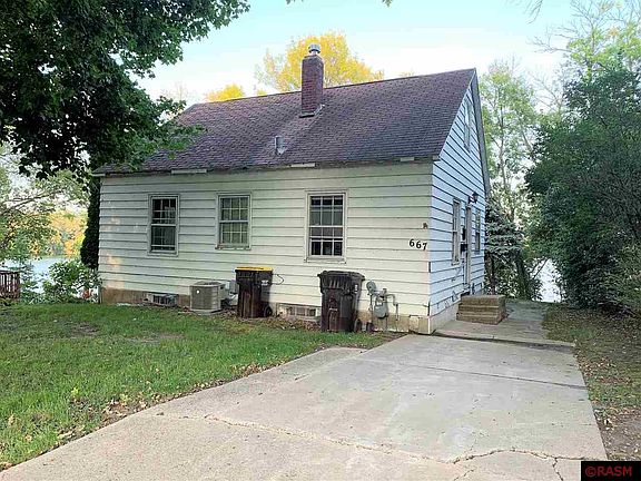 5th image of 667 Shoreacres Dr