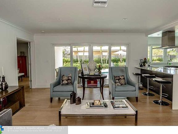 5th image of 6230 NE 19th Ter