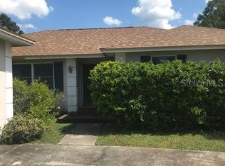 1017 Beaver Dr, Tarpon Springs, FL 34689
