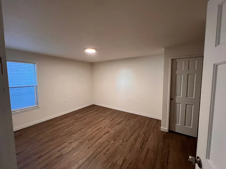 4208 Beach Drive — Photo 27
