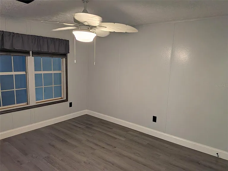 9289 Scepter Ave — Photo 15