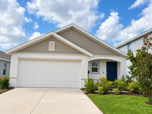 37128 Kings Crown Dr, Zephyrhills, FL 33541